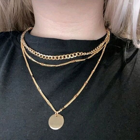 💖 2/$30 Boho disc dainty layered gold tone chain link chunky charm necklace - Picture 13 of 13